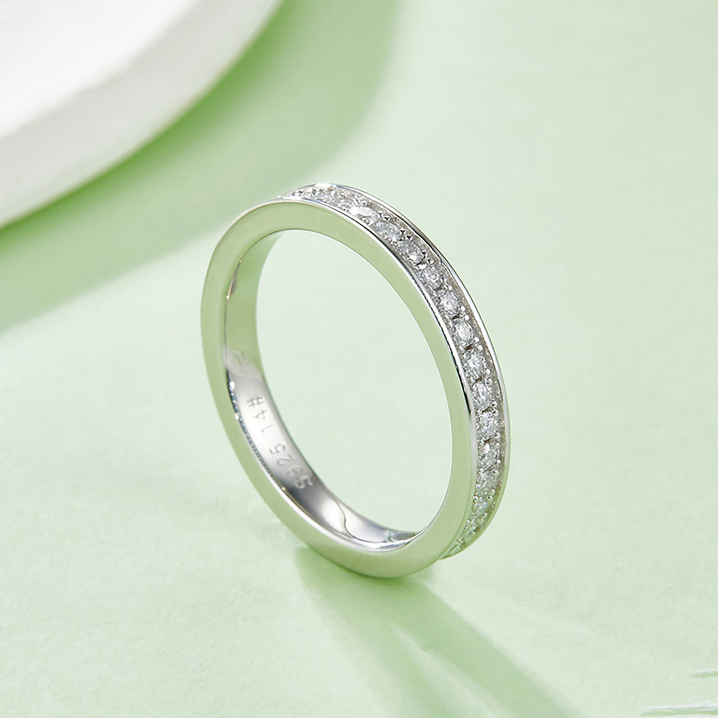 Beautiful Round Cut Straight Row Full Circle Wedding Band Row of Ring In 925 Sterling Silver