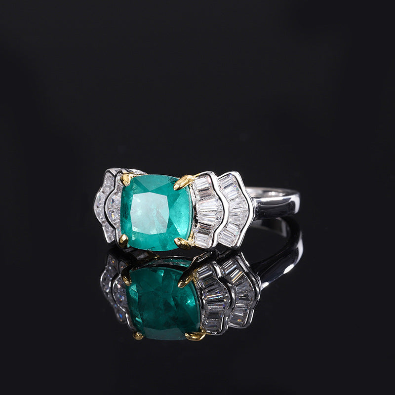 Beautiful Emerald Cushion Cut Ring, Hem-shaped Simulated Diamond Ring Four Prongs In 925 Sterling Silver