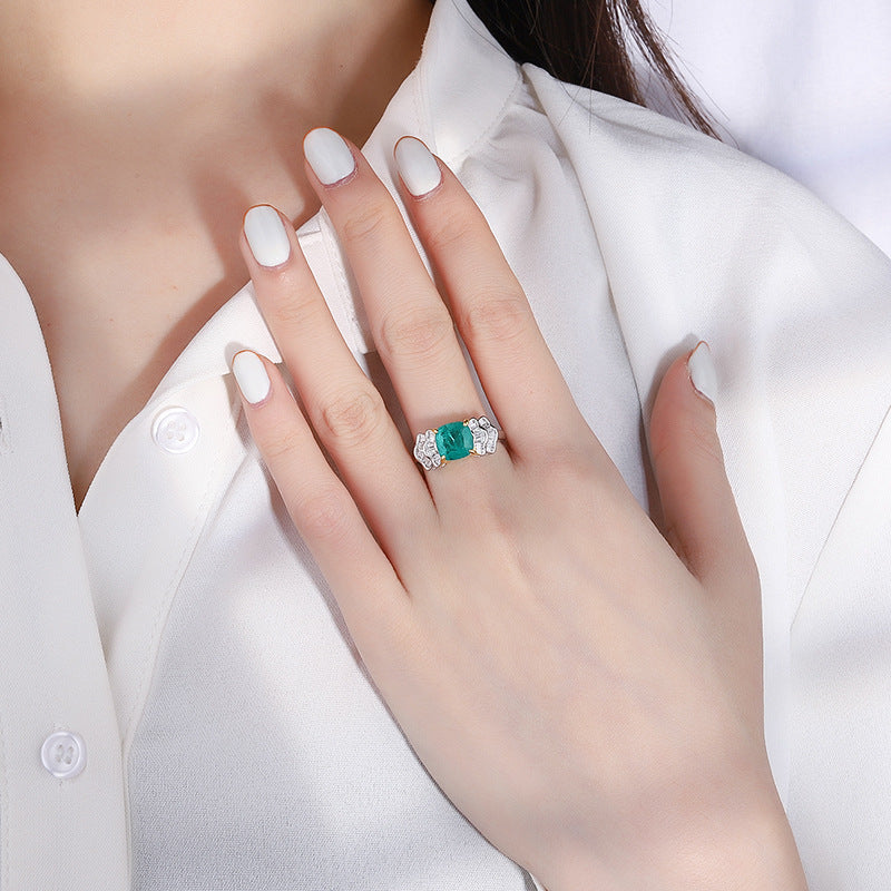 Beautiful Emerald Cushion Cut Ring, Hem-shaped Simulated Diamond Ring Four Prongs In 925 Sterling Silver