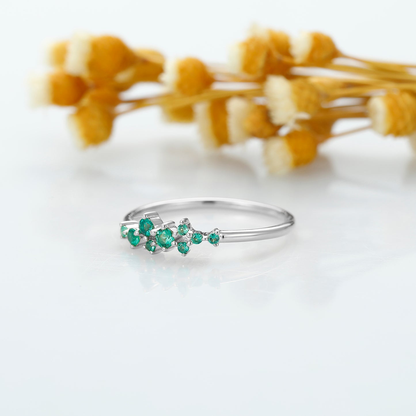 Nature Inspired 0.179 Carat Round Cut Emerald Wedding Ring In 925 Sterling Siliver