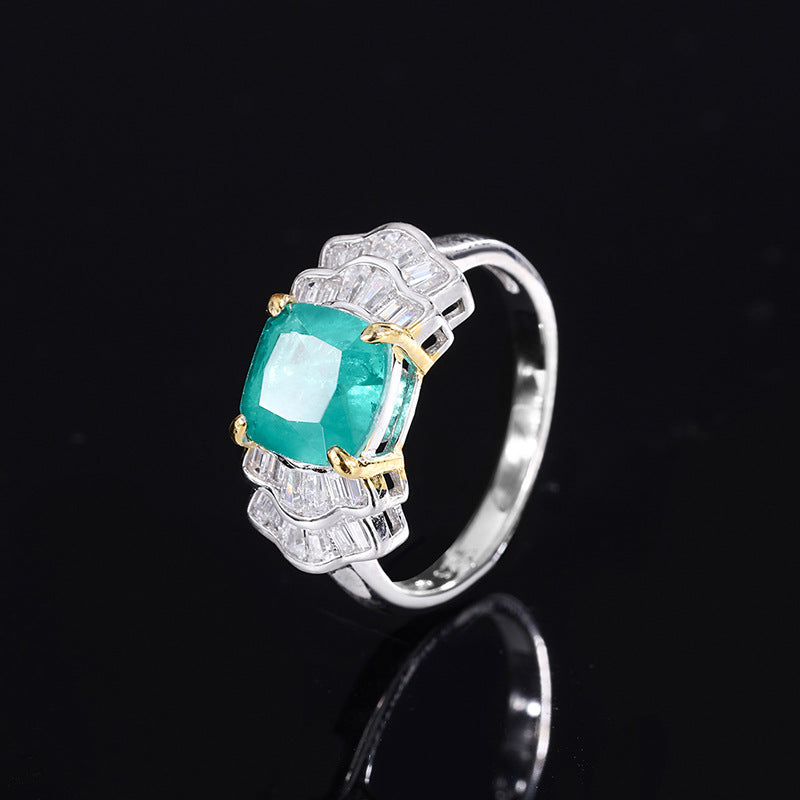 Beautiful Emerald Cushion Cut Ring, Hem-shaped Simulated Diamond Ring Four Prongs In 925 Sterling Silver