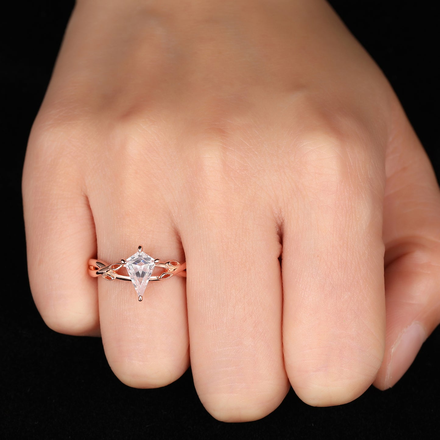 Exquisite Hollow Twisted 1.35 Carat Kite Shaped 4 Prong Moissanite Engagement Solitaire Rings